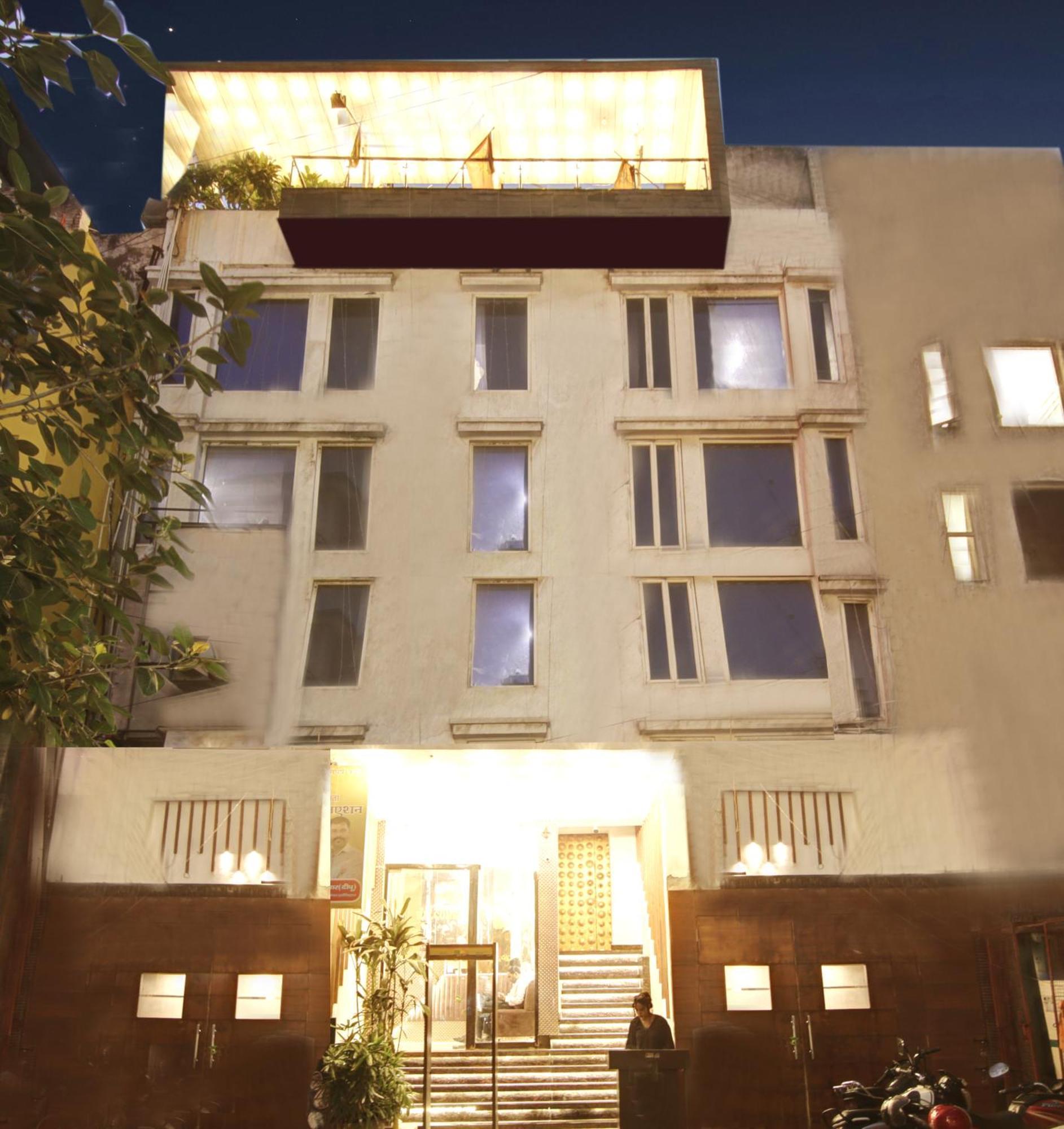 ניו דלהי Hotel Wk Comfort - Near White Clove מראה חיצוני תמונה