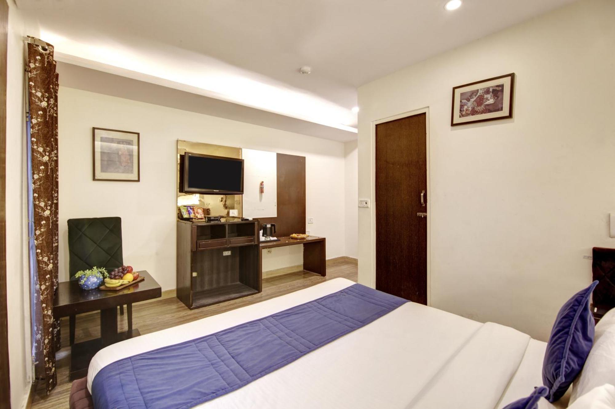 ניו דלהי Hotel Wk Comfort - Near White Clove מראה חיצוני תמונה