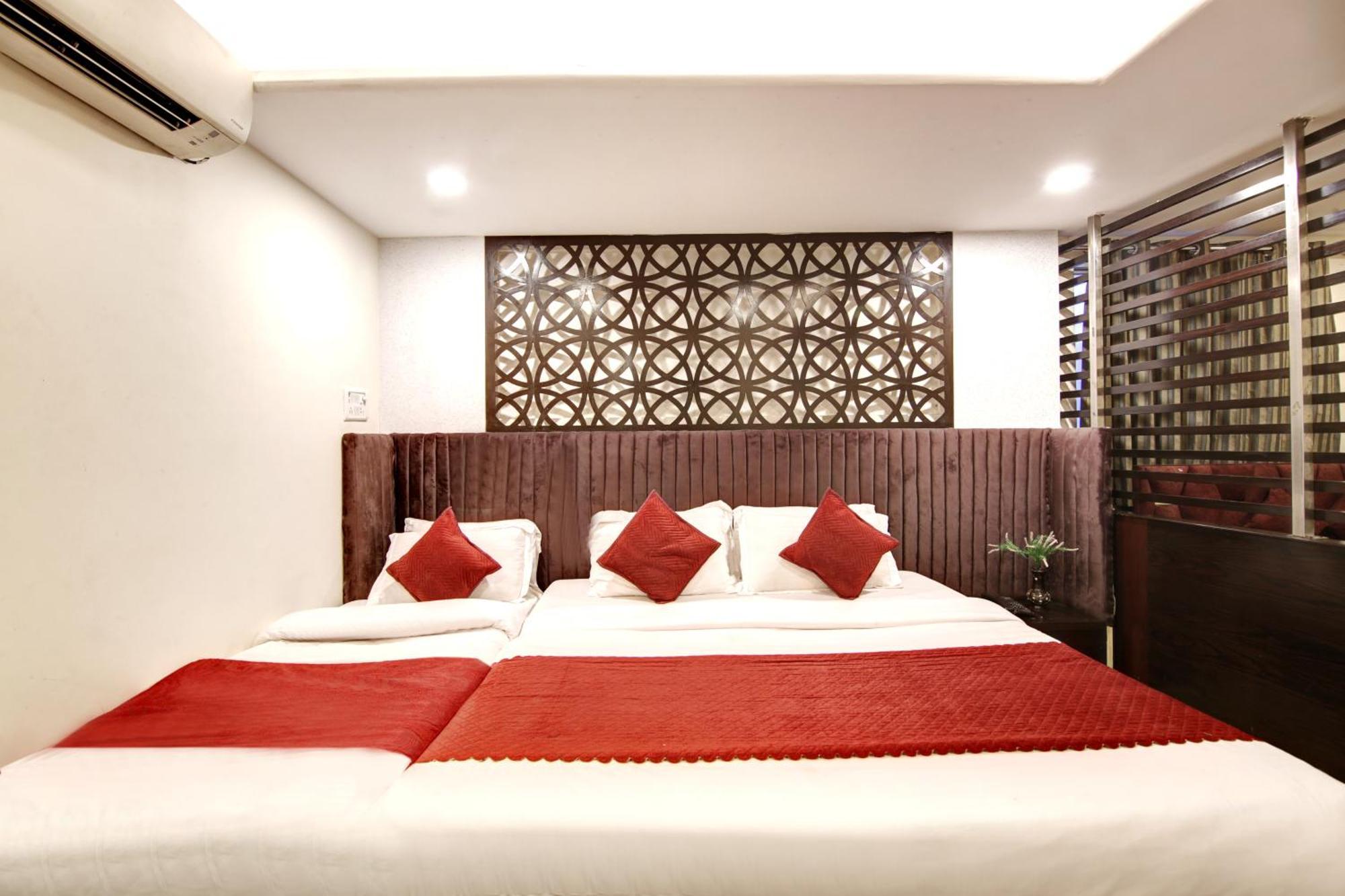 ניו דלהי Hotel Wk Comfort - Near White Clove מראה חיצוני תמונה
